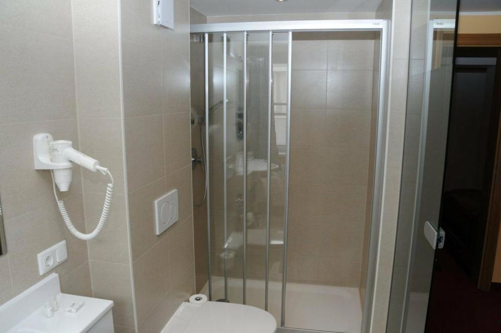 Hotel Stiegenwirt Шердинг Экстерьер фото